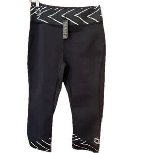 NWT Zaggora HotPants Weight Loss Neoprene Capris Womens Black Geometric XL